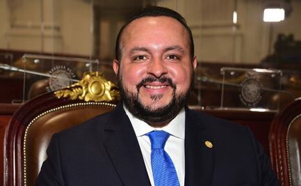 PAN vs Morena: Si tiene algo contra la oposición, baje y dígalo, cobarde de partido moronga