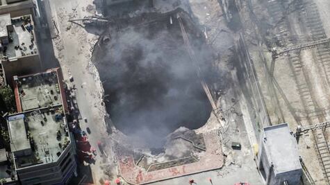 Película de mega socavón que se traga una casa es éxito en taquilla