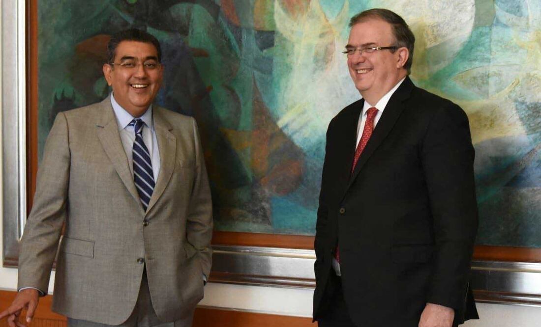 Este jueves, el gobernador de Puebla y el canciller de México se reunieron en la Ciudad de México | Foto: Twitter Marcelo Ebrard