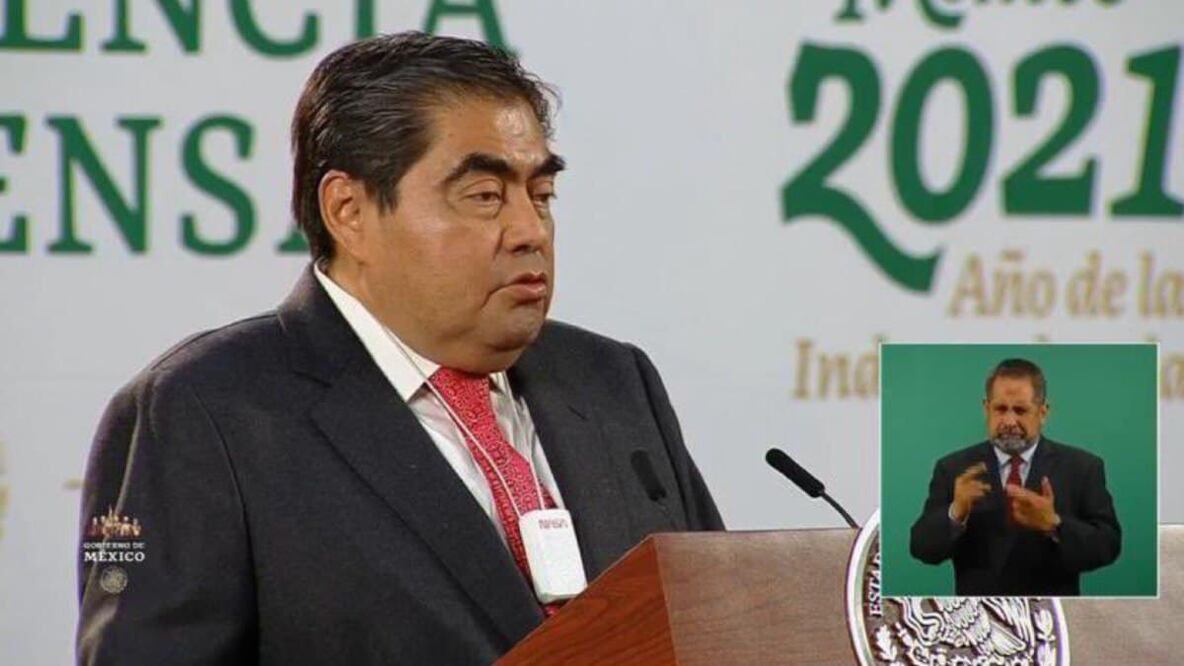 Miguel Barbosa en la conferencia mañanera del presidente Andrés Manuel López Obrador IMAGEN: Gobierno del estado