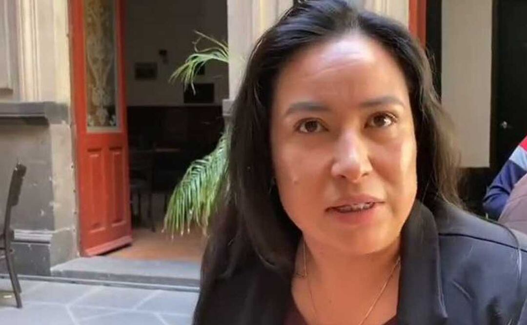 La regidora Mariela Gutiérrez acudió ante el IEE para denunciar que es víctima de violencia política de género | Foto: Especial