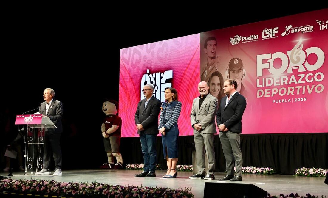 El deporte no solo representa victorias en la cancha, sino también la capacidad de levantarse y seguir adelante frente a cada reto: Pepe Chedraui | Foto: Ayuntamiento de Puebla