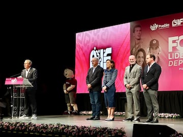 MariElise Budib y Pepe Chedraui inauguraron el Foro de Liderazgo Deportivo 2025