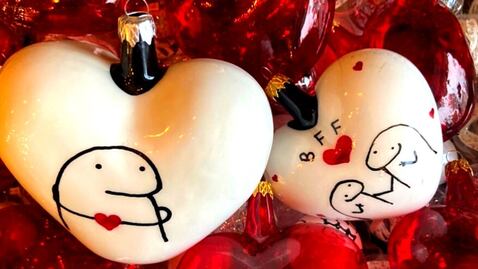 Regalos para el 14 de febrero originales: Esferas de Chignahuapan que enamoran