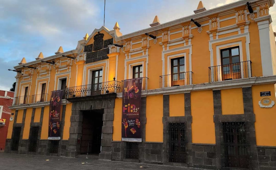 El Teatro Principal de Puebla se ubica en la avenida 8 Oriente, en el Centro Histórico | Foto: Google Maps