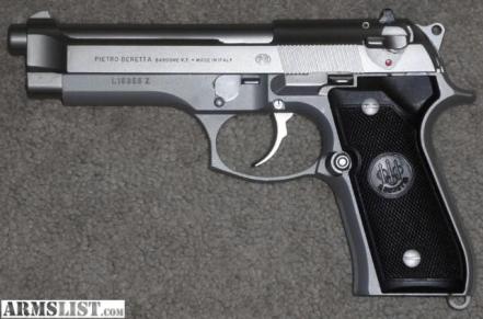 ¿Qué tipo de pistola usan los policías?