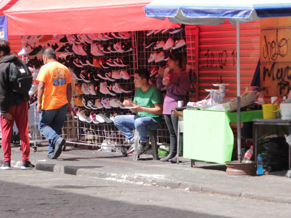 Reordenamiento de ambulantes no será de la noche a la mañana: Lalo Rivera