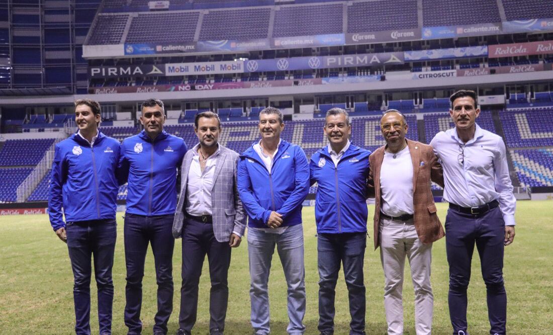 Con Chepo de la Torre Club Puebla inicia una nueva etapa para el Apertura 2024 | Foto: EsImagen