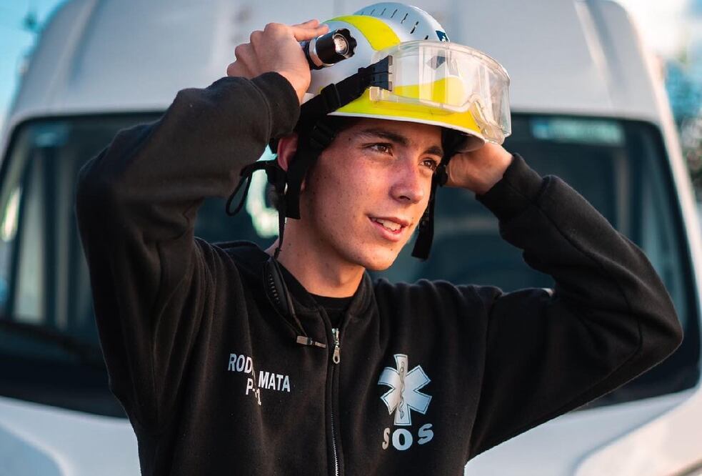 El joven paramédico tiene más de 2 millones de seguidores en TikTok. Foto: Roy Mata / Instagram