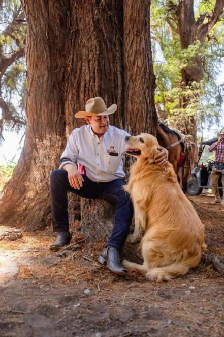 Políticos poblanos que adoran a sus mascotas