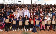 Gobierno de Pepe Chedraui entrega más de 11 mil despensas en San Pablo Xochimehuacan