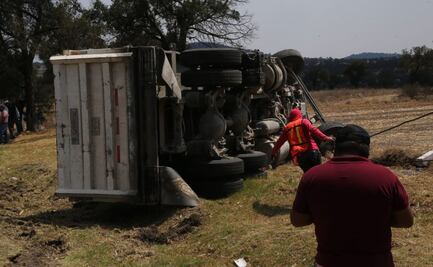 Mueren poblanos tras caída de camión en barranco de Nayarit; hay 8 fallecidos y 20 lesionados