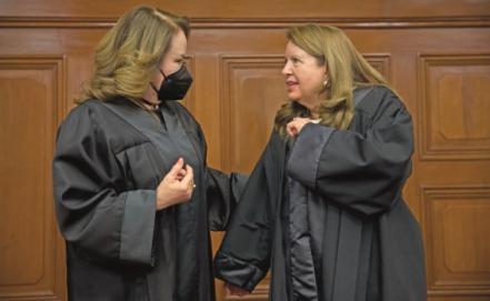 Ministras exigen más mujeres en la Corte