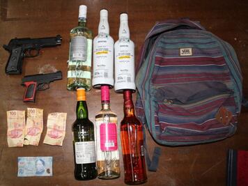 ¡Asaltaban con pistolas de juguete! Fueron detenidos en San Juan Bautista