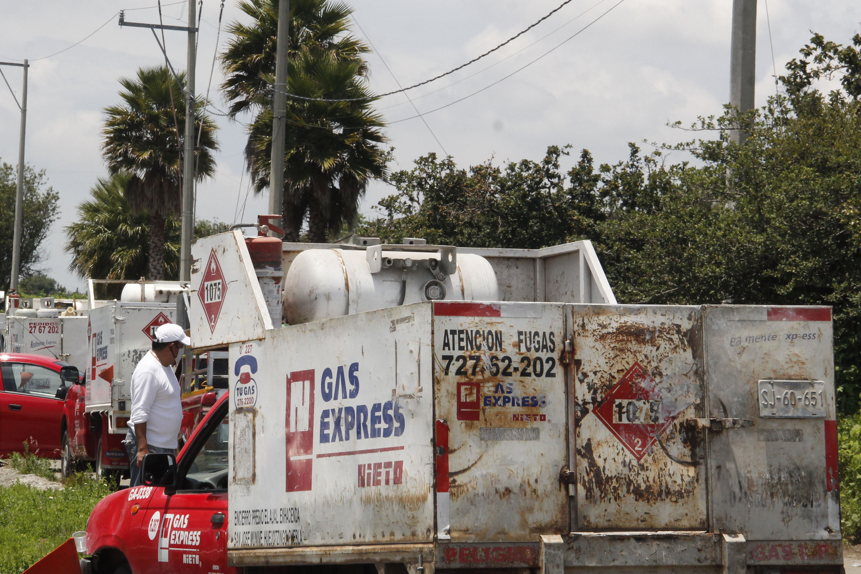 Repartidores de gas en Puebla se unen al paro nacional