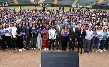 BUAP recibe reconocimientos de la beca Women In by Emtech