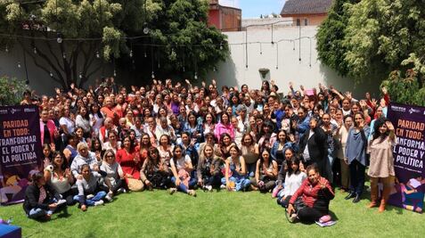 Morena impulsa con taller el liderazgo político de las mujeres en Puebla