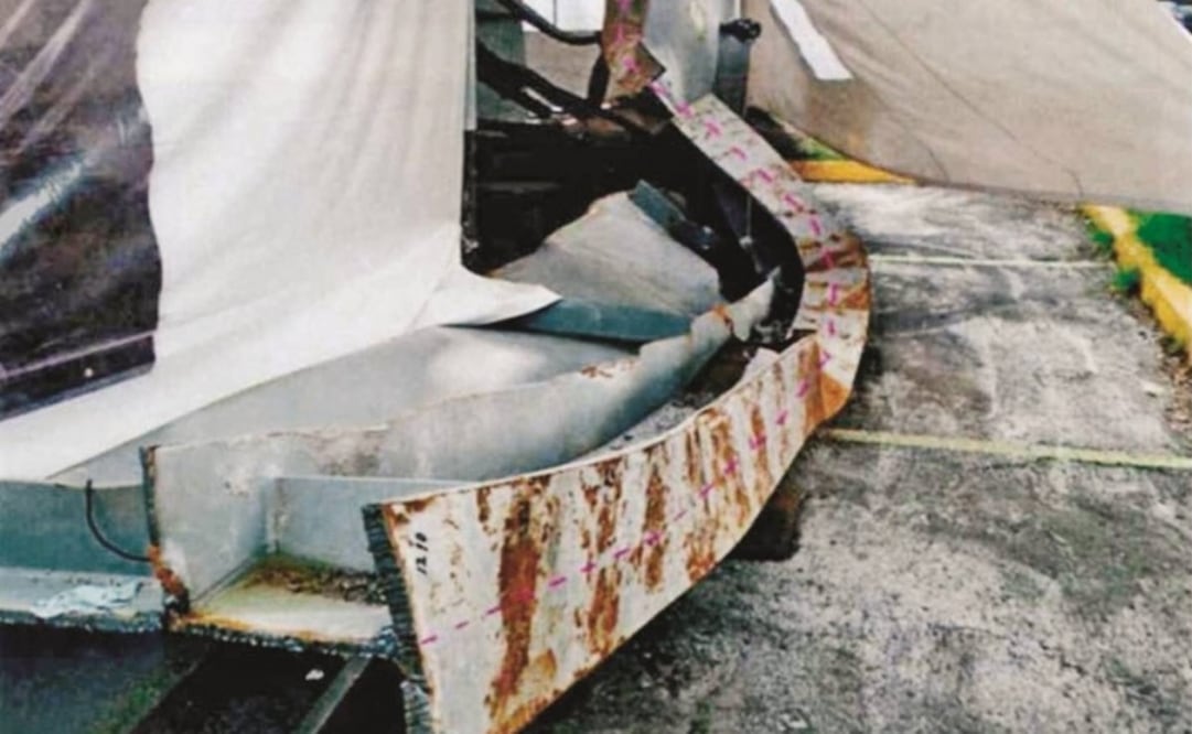 Fotografía que muestra el pandeo de la viga sur en la Línea 12 que colapsó, el pasado 3 de mayo, después de que se retiró la cubierta de concreto. Es uno de los elementos principales que aparecen en el informe final. Fotos: ESPECIAL