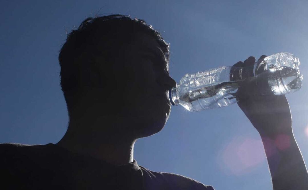 El calor se ha intensificado en los últimos días y el termómetro se ha disparado en Puebla | foto: agencia Es Imagen para El Universal