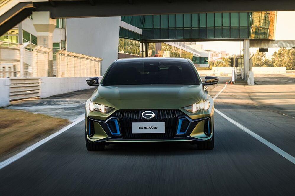 El nuevo Dodge Attitude 2025 competirá ahora con modelos como el Volkswagen Jetta, Honda Civic, Nissan Sentra y Hyundai Elantra, entre otros.
Foto: Producción El Universal Puebla