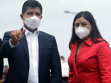 En suspenso, próxima reunión de Claudia y Eduardo Rivera por contagio del panista