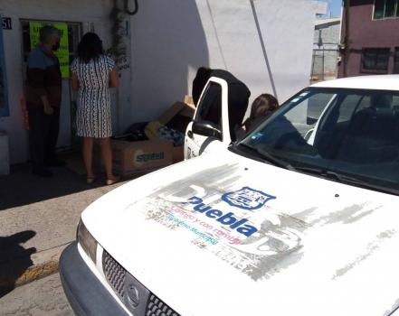 Desalmados abandonan a abuelita dentro de cajas de cartón en Colombres