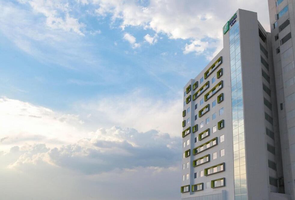 El Holiday Inn Express & Suites Angelópolis es la opción ideal para hospedarte | Foto: Especial