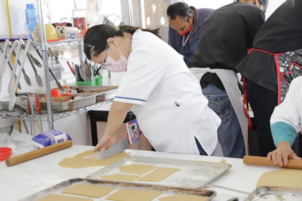 Hay 37 vacantes disponibles en la bolsa de trabajo | Fotos SMDIF