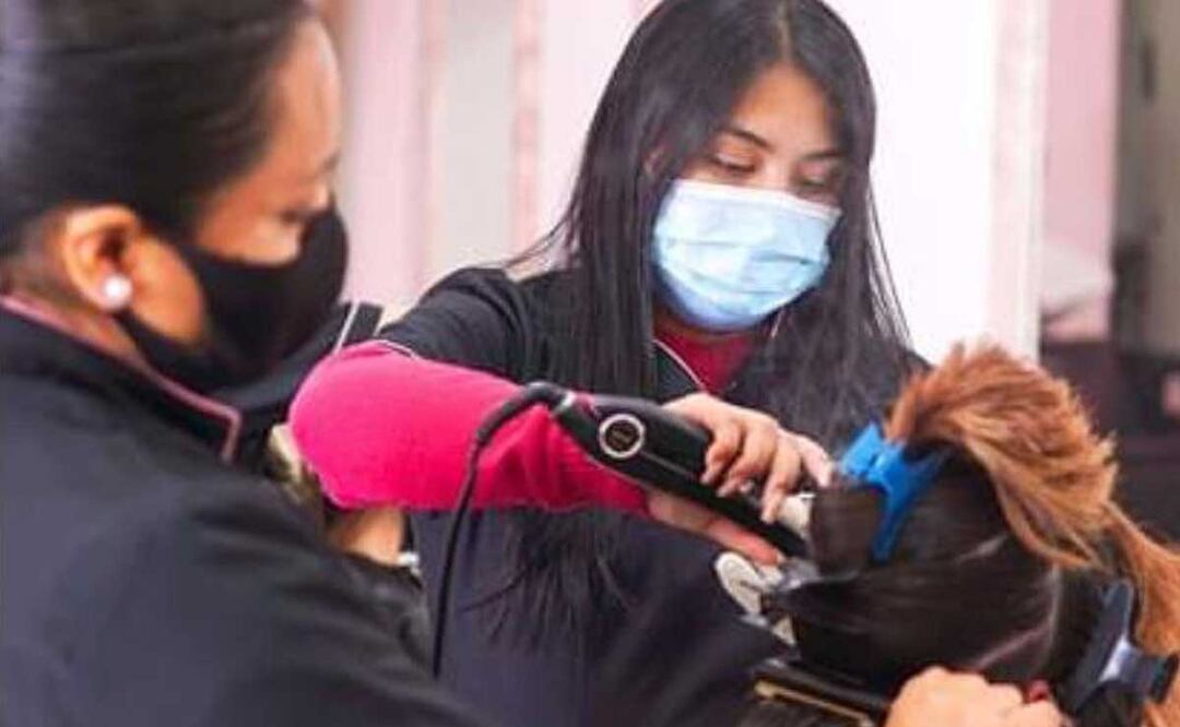 La temporada navideña es ideal para tener una transformación | Foto: Facebook HairSpa