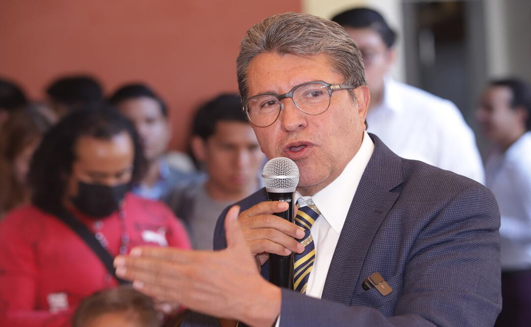 Ricardo Monreal compartió con el gobernador Sergio Salomón su preocupación por varias personas que están privadas de su libertad. | Foto: Agencia Es Imagen para El Universal Puebla