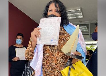 #LeyAgnes Conoce a la primera mujer trans que recibió su nueva acta de nacimiento