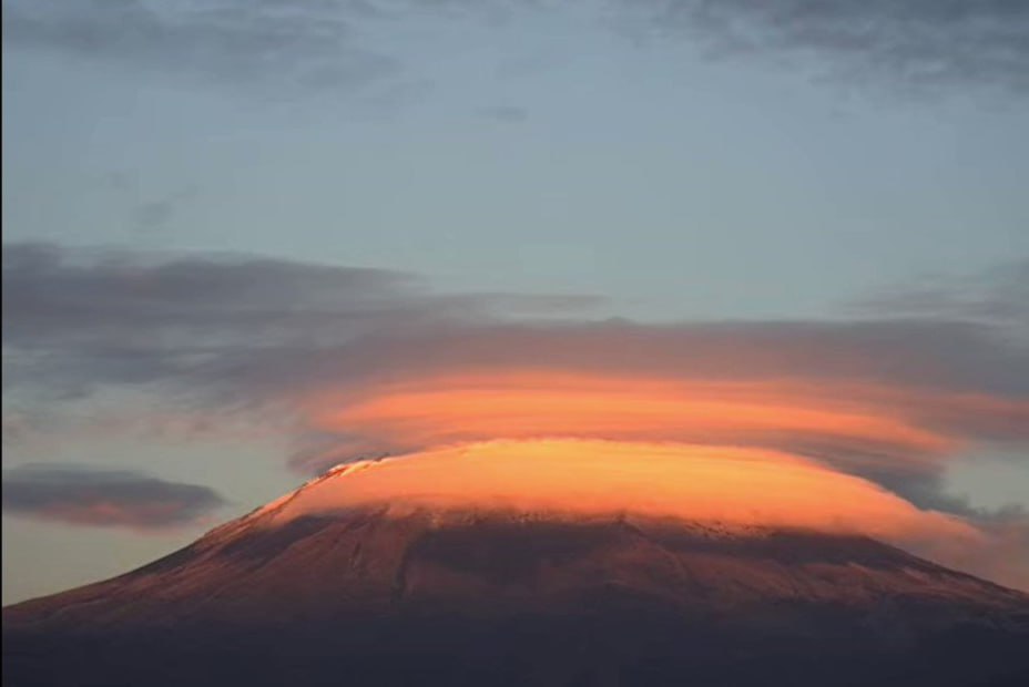 Anda muy activo el volcán Popocatépetl; reportan 128 exhalaciones en las últimas 24 horas