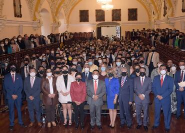 Lilia Cedillo toma protesta al nuevo Consejo Universitario BUAP