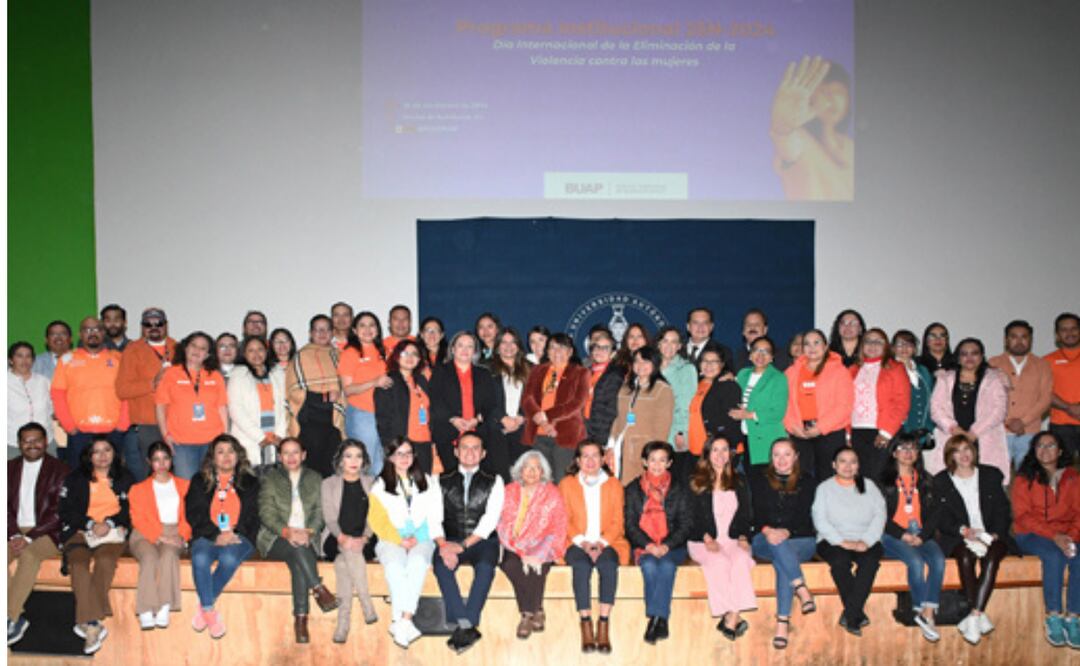 BUAP celebró una mesa de trabajo en la que se discutieron los mecanismos y acciones para erradicar la violencia contra las mujeres I Foto: BUAP
