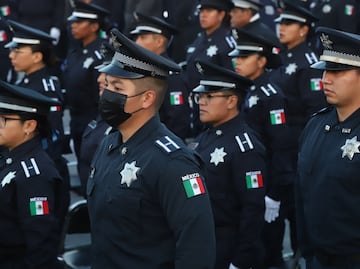¿Los policías poblanos descansan los días festivos?