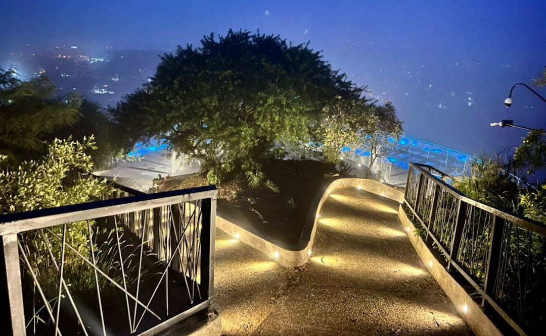 En breve será inaugurado el puente de cristal en Atlixco | Foto: Twiter Ariadna Ayala