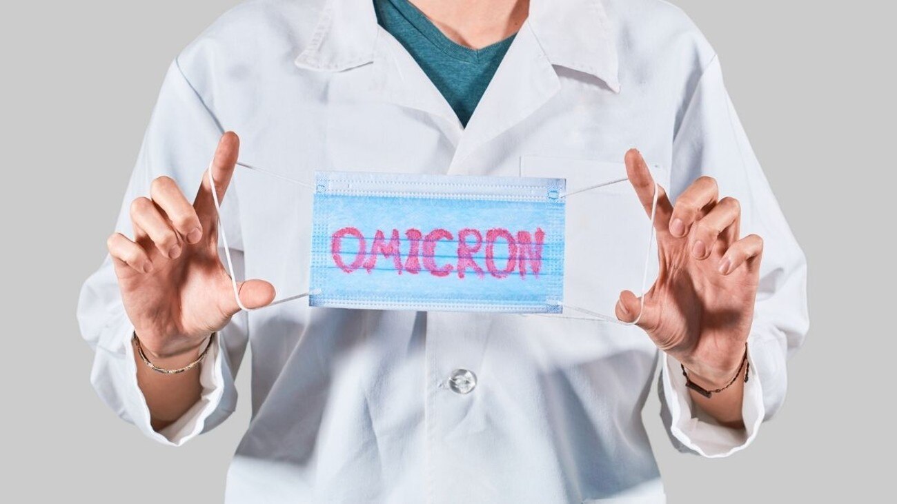 Ómicron. Dolor lumbar y otros síntomas de esta variante de Covid