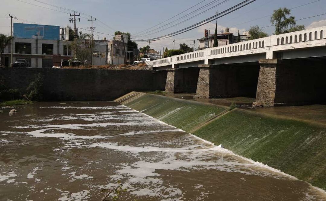 María Luisa Albores se reunió con los gobernadores de Puebla y Tlaxcala por el saneamiento de la cuenca del Alto Atoyac | Foto: Agencia Es Imagen para El Universal Puebla