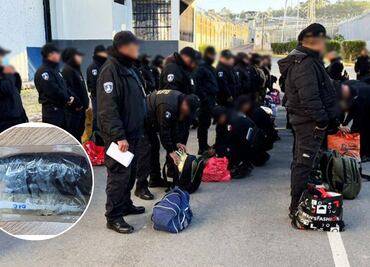 Detienen a custodios que querían introducir objetos prohibidos en los penales de Puebla y Tepexi