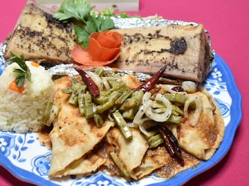 Esperan restauranteros poblanos aumento en ventas por Día de Muertos