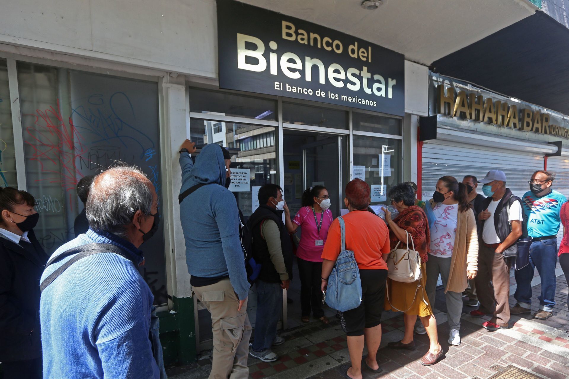 Aumento de la pensión del Bienestar para Adultos Mayores se deposita este 2 de enero