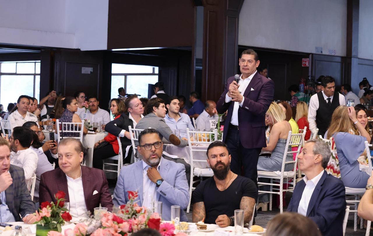 Alejandro Armenta realizará un programa de impulso a MIPYMES | Foto: Especial