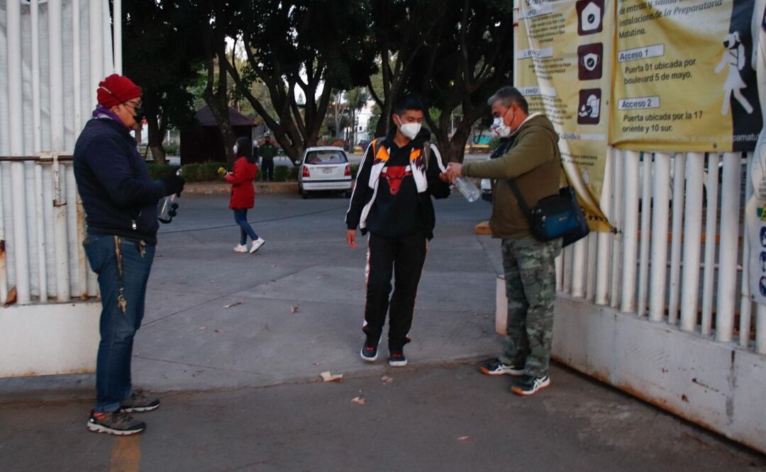 Aplican medidas para evitar casos de Covid | FOTO: Agencia Es Imagen para El Universal Puebla