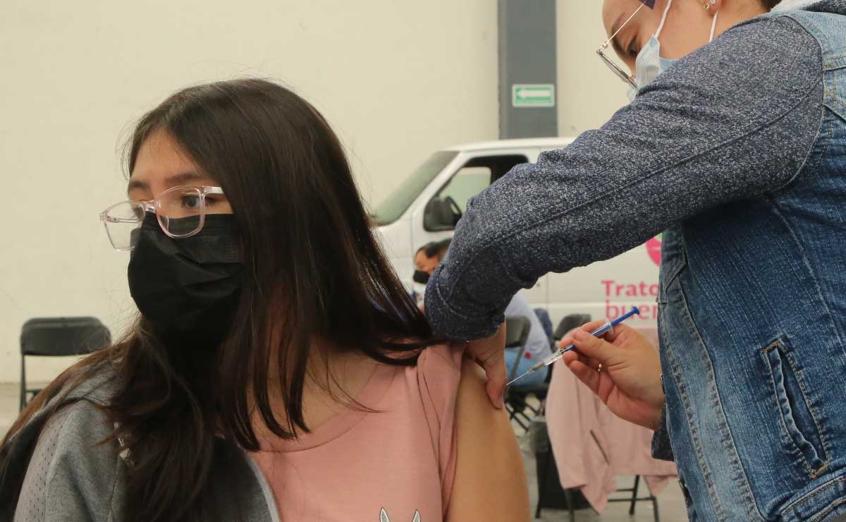 La Vacuna contra el Virus del Papiloma Humano es preventiva del cáncer cérvicouterino | Foto: Agencia Es Imagen para El Universal Puebla