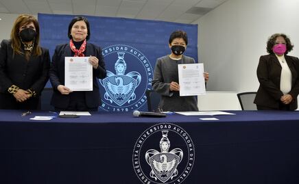 Lilia Cedillo firma convenio con el Tribunal Superior Agrario