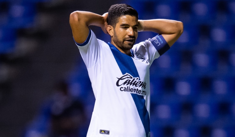 En redes sociales en la cuenta "El Tío Puebla", conocidos por su gusto por el misterio, anunciaron el viernes a través de redes sociales la fecha de llegada del nuevo jersey. 

Foto: Producción El Universal Puebla
