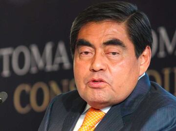 Barbosa pide a Nacho Mier que aclare todos los casos que lo involucran