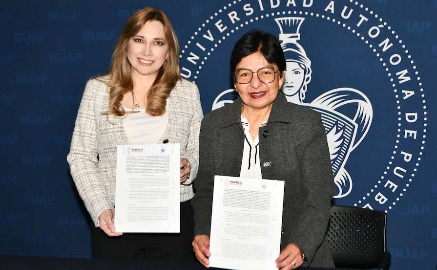 Firma BUAP convenio con el DIF Estatal