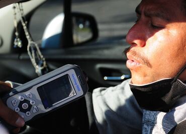 Alcoholímetro nacional y examen obligatorio de manejo, entre las reglas de la nueva Ley de Movilidad