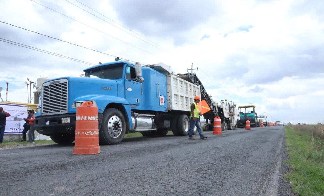Hay 300 vacantes en el programa llamado Camineros del Bienestar | Foto: EsImagen
